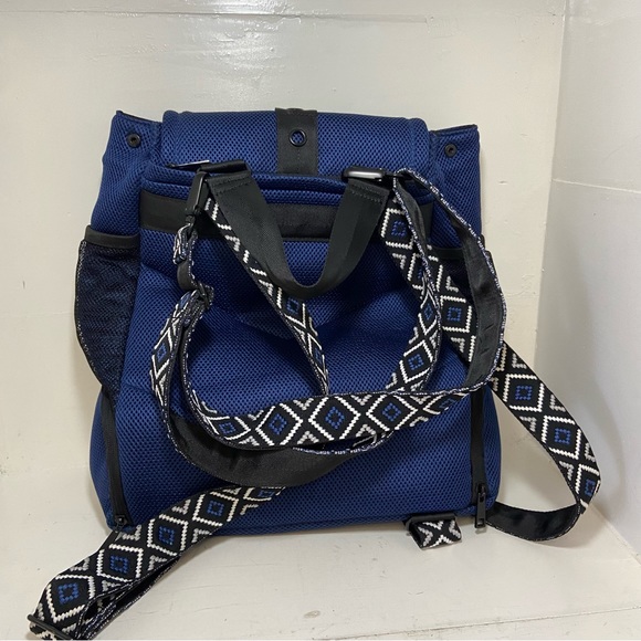 Go Dash Dot All Mesh Blue Backpack with Crossbody Strap - Picture 3 of 15